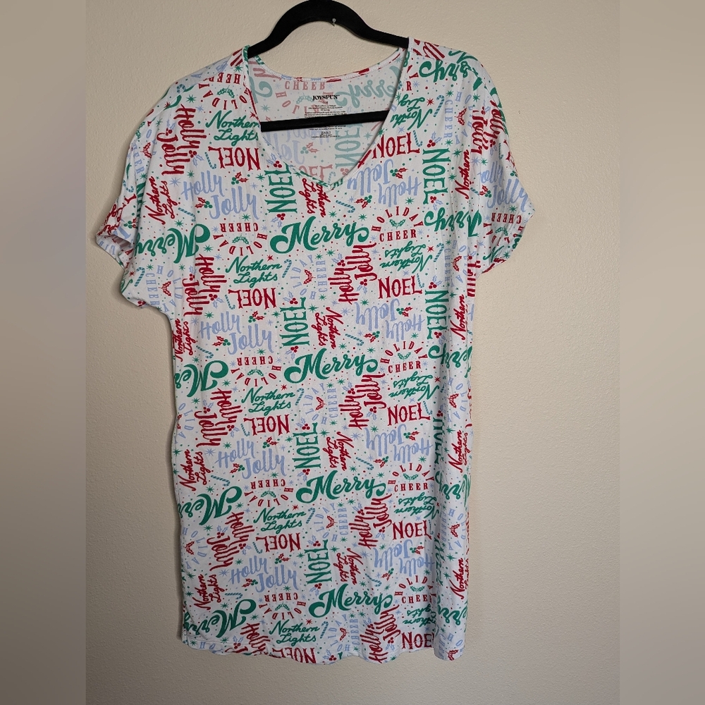 Joyspun Festive Christmas Graphic Nightgown Size S/M